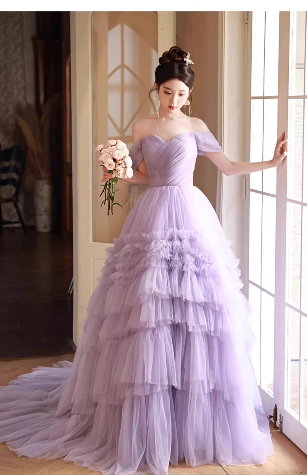 エアリーフリル プリンセスドレス｜カラードレス｜結婚式・二次会向け