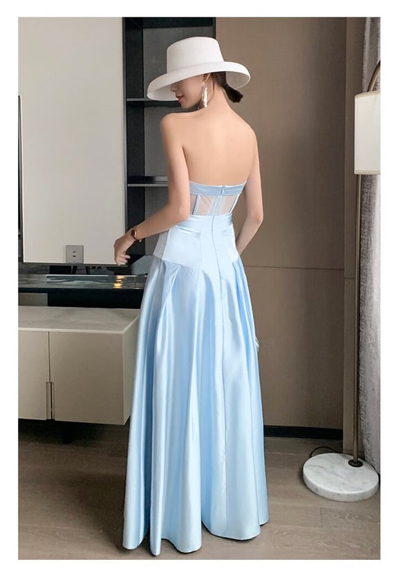 サテン チューブトップ　ライトブルーウエディングドレス 二次会