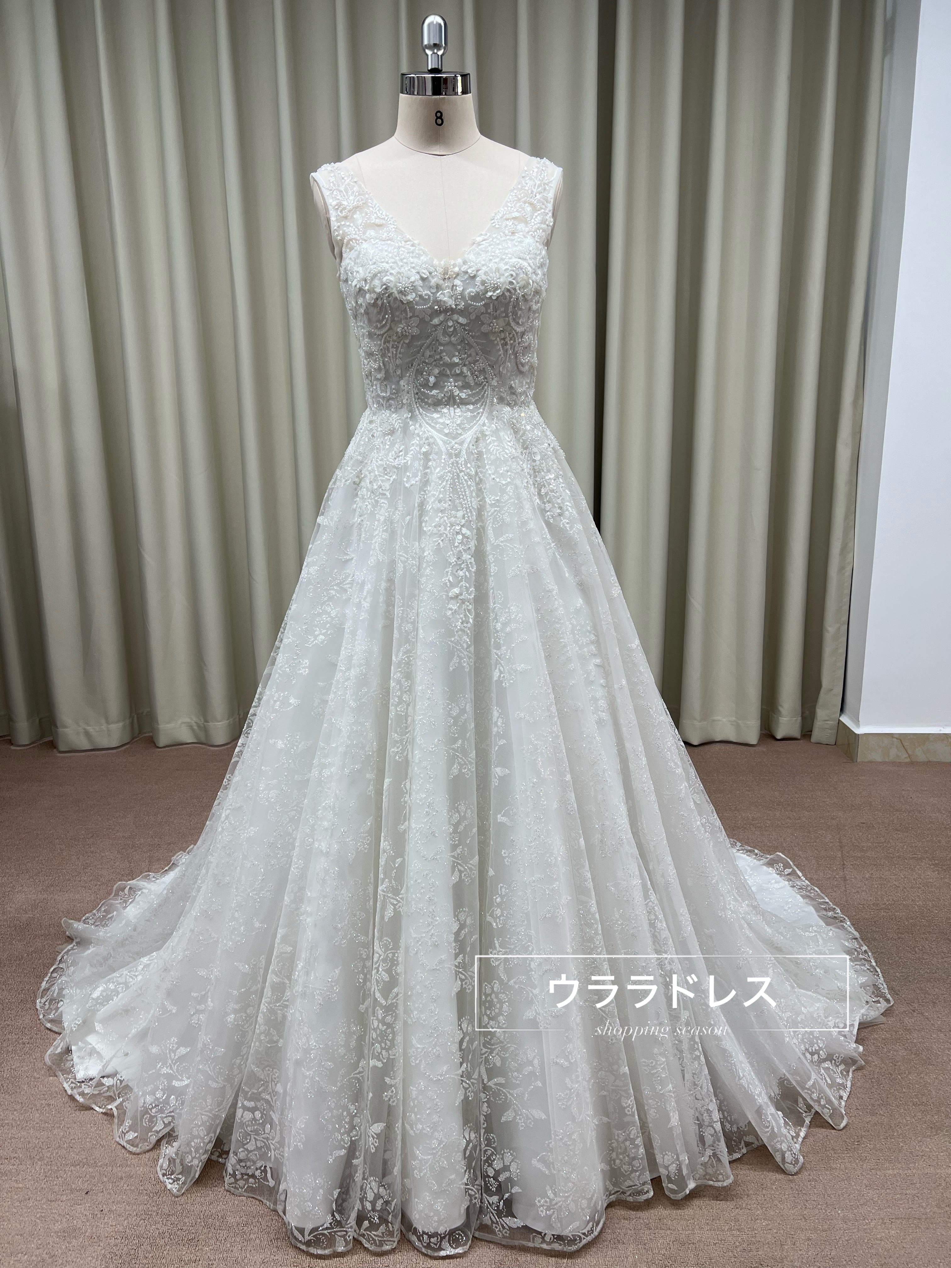 【花柄レース＆スパンコール】Aライン刺繍ウェディングドレスVネック＆ロングトレー