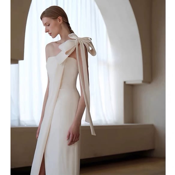 シンプルサテンパーティドレス