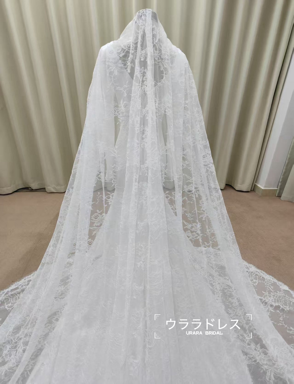 【総レース】クラシカルな長袖マーメイド ウェディングドレス Vバ