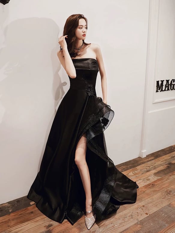 チューブトップ ブラックウエディングドレス