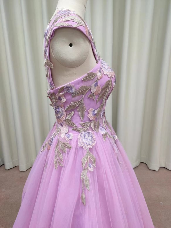 【デザイン、色変更可能】Aライン　ノースリーブ　刺繍　ピンク　ウェディングドレス　二次会　前撮り　演奏会