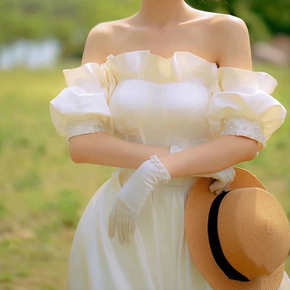 サテン フリルオフショルダー パフスリーブウエディングドレス