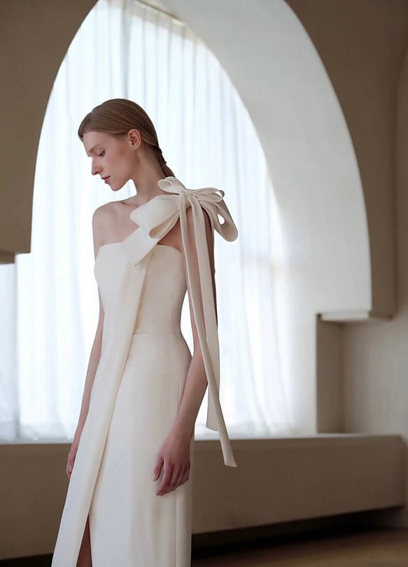 シンプルサテンパーティドレス